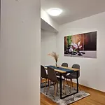 Apartment Modern Living *