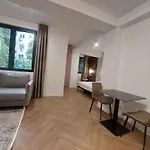 Modern Living *