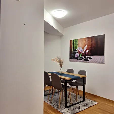 Apartament Modern Living *